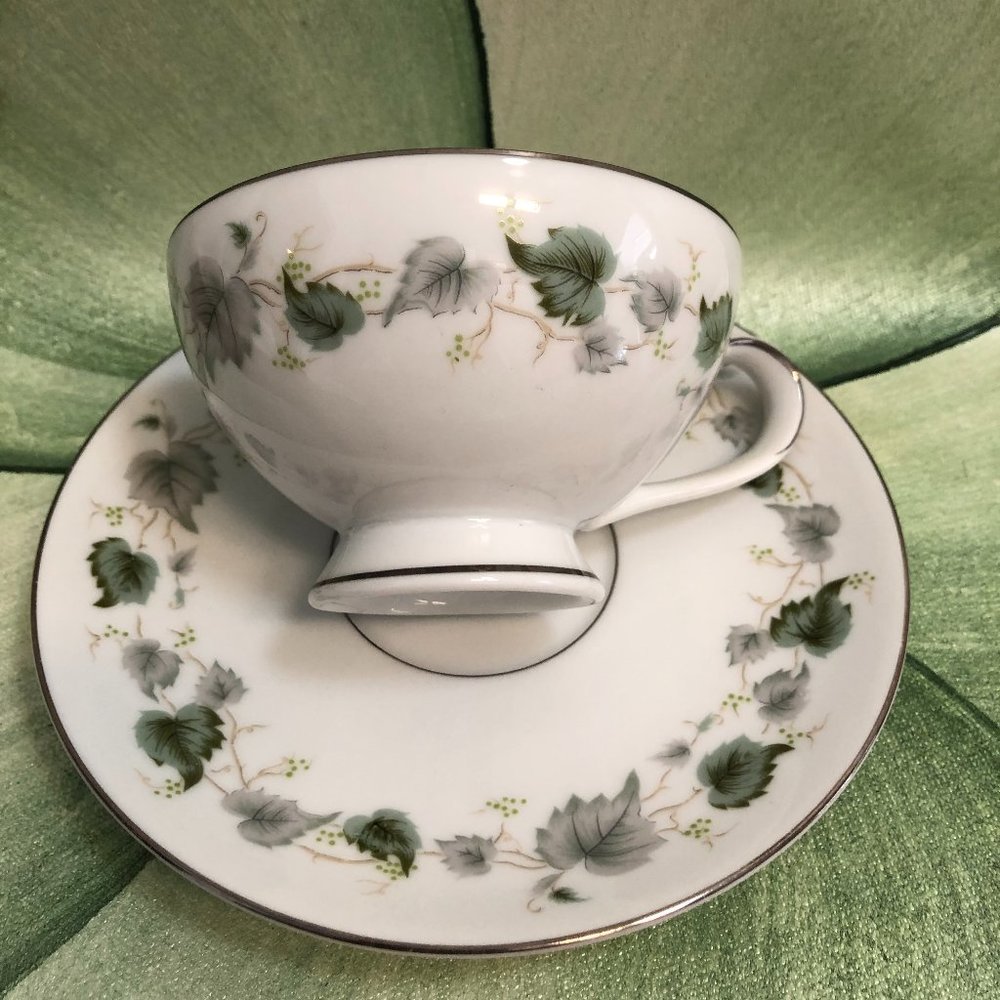 MIKASA JADE No. 5721 8 SETS AVAILABLE CUP & SAUCER